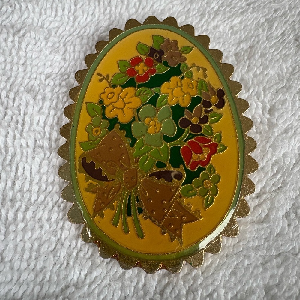 Vintage Yellow Floral Enamel Brooch with Gold Bow Accent